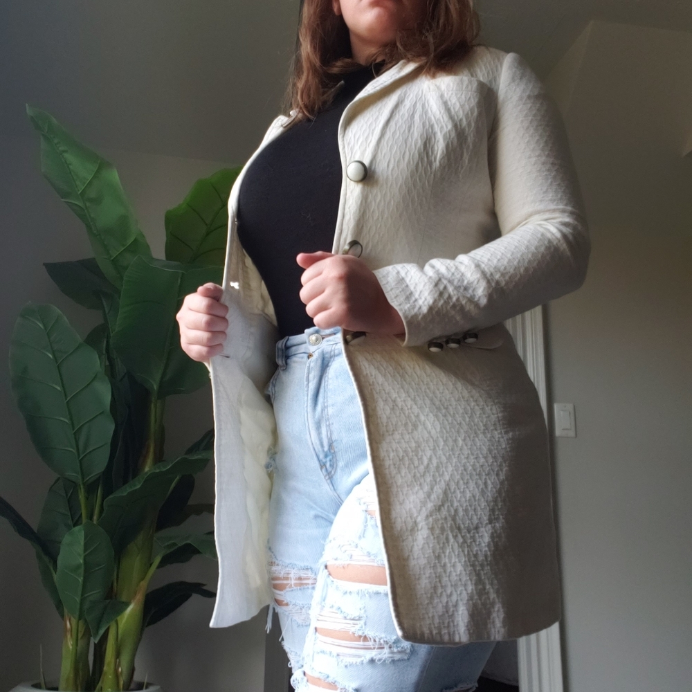 CHAPTER ONE Cream Jacket